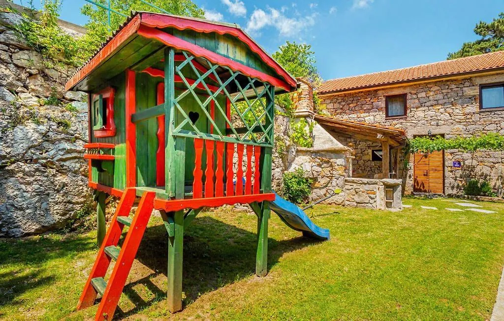 Casa Antica - Storia Verde Opatija Icici 0*,