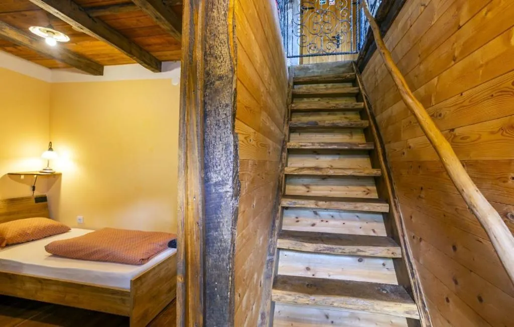 Casa Antica - Storia Verde Opatija Icici